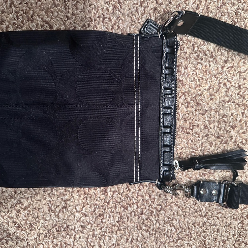 Coach Signature Black Python Embossed Purse - Picture 6 of 8